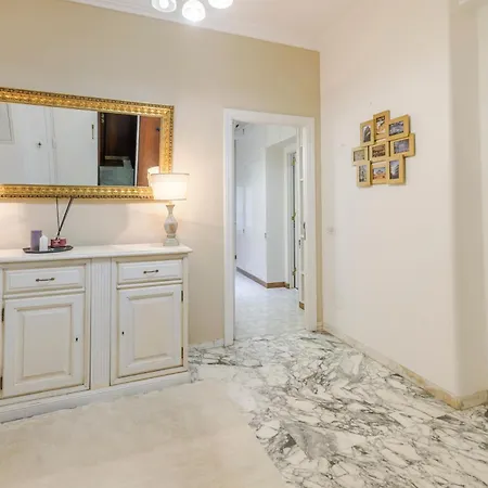 Royal Vatican Residence Apartmán *