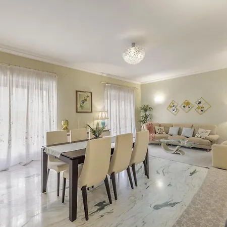 Royal Vatican Residence Apartmán